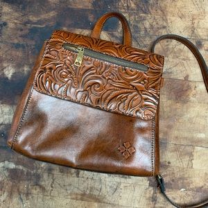 Patricia Nash Cross body/ back pack!